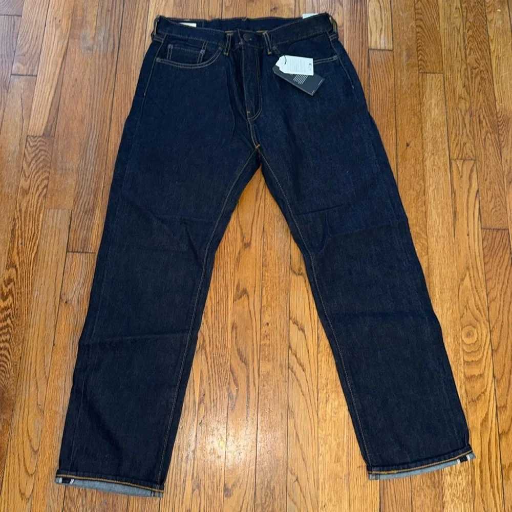NWT Levi's Men's Selvedge dark wash Jeans straight leg 33w 30L